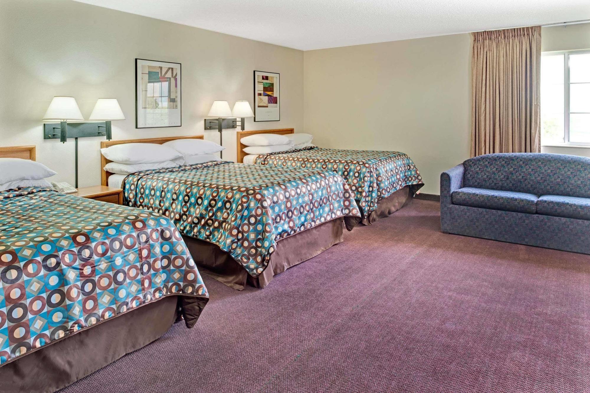 Hotel Super 8 By Wyndham Walnut Esterno foto