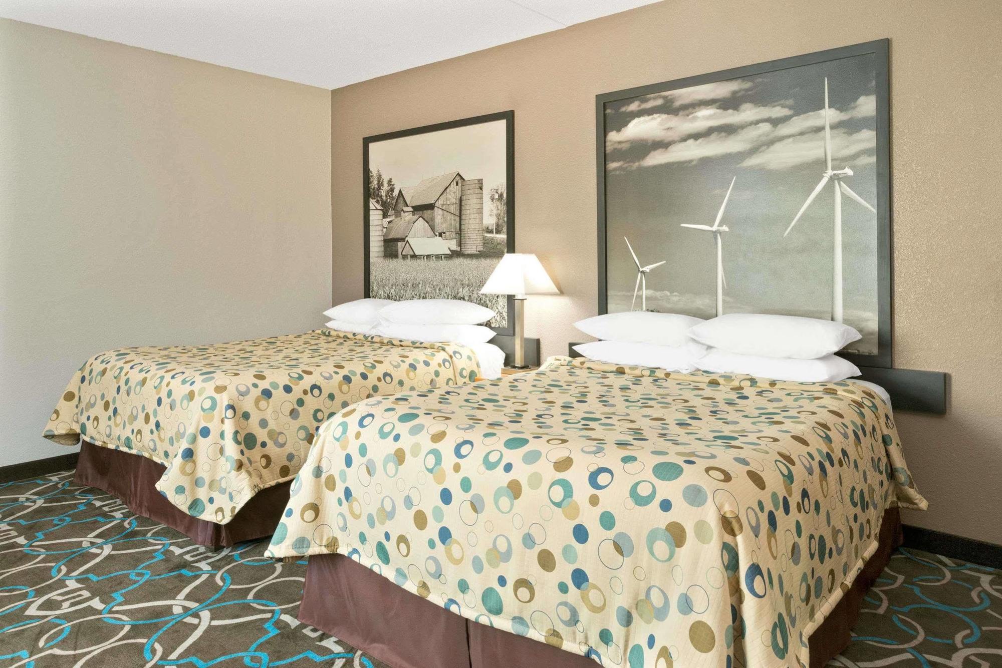 Hotel Super 8 By Wyndham Walnut Esterno foto